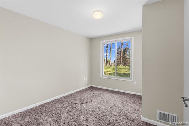 4191 Mccandlish Road, Grand Blanc, MI 48439