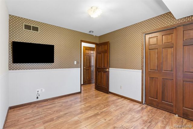 4191 Mccandlish Road, Grand Blanc, MI 48439
