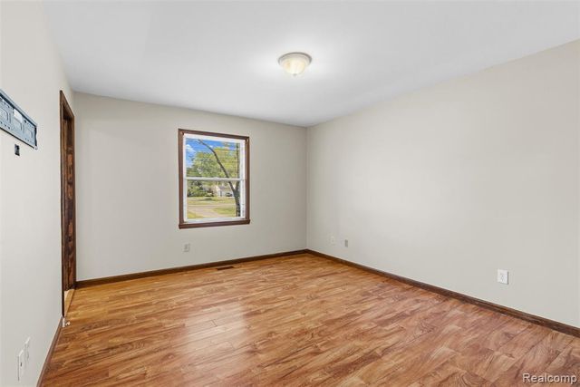 4191 Mccandlish Road, Grand Blanc, MI 48439