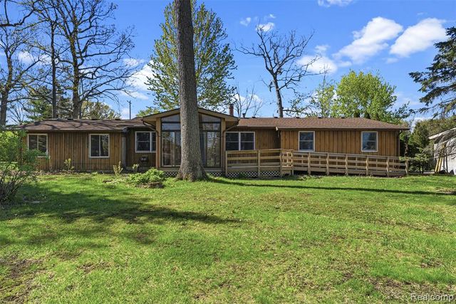 4191 Mccandlish Road, Grand Blanc, MI 48439