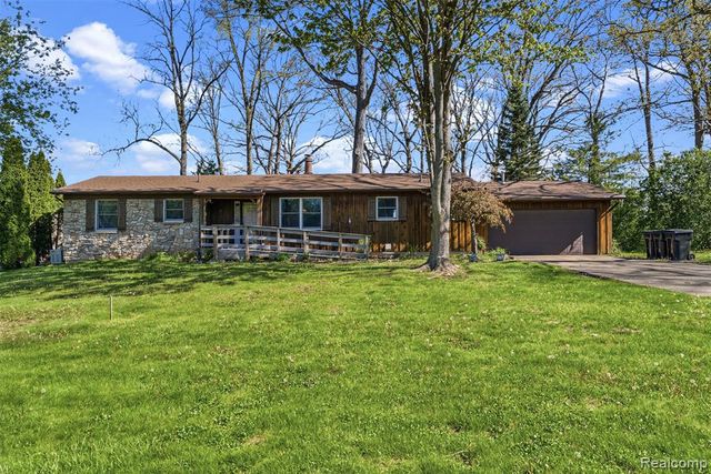 4191 Mccandlish Road, Grand Blanc, MI 48439