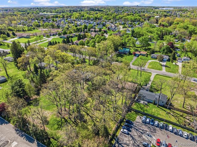 4191 Mccandlish Road, Grand Blanc, MI 48439