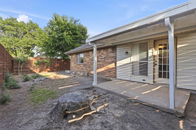 324 Crooked Lane, Mesquite, TX 75149