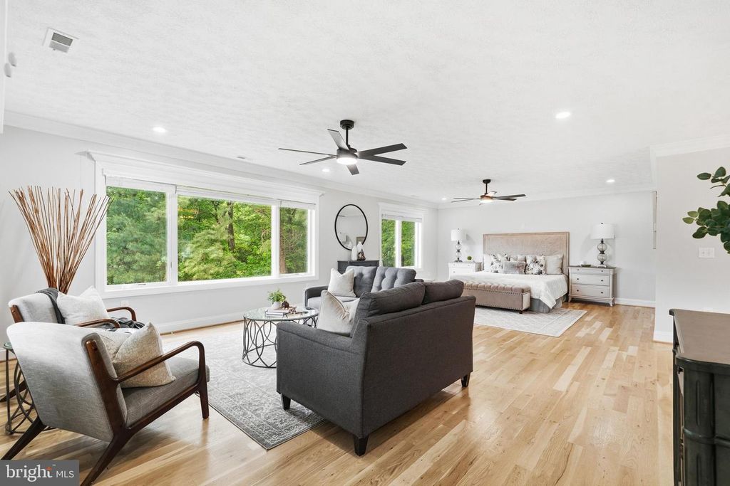 Image 33 of property listing at 160 BAMBOUSHAY LN, Solomons, MD 20688