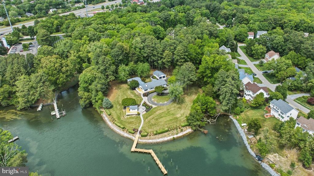 Image 94 of property listing at 160 BAMBOUSHAY LN, Solomons, MD 20688