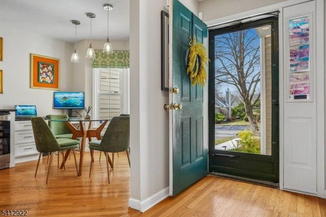 247 Crescenzi Ct, West Orange Twp., NJ 07052