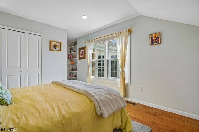 247 Crescenzi Ct, West Orange Twp., NJ 07052