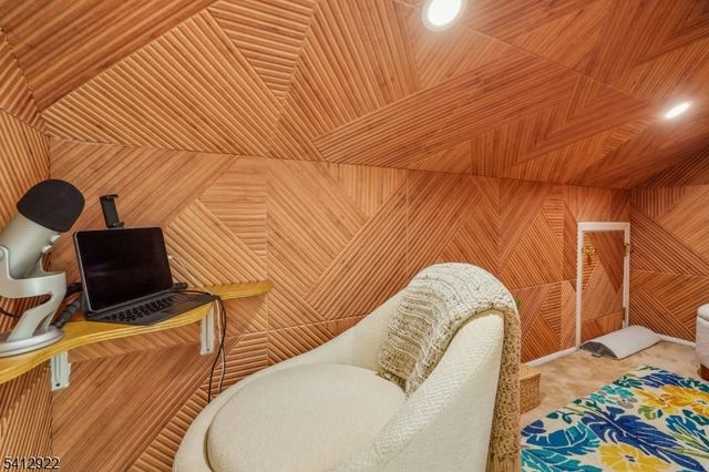 247 Crescenzi Ct, West Orange Twp., NJ 07052