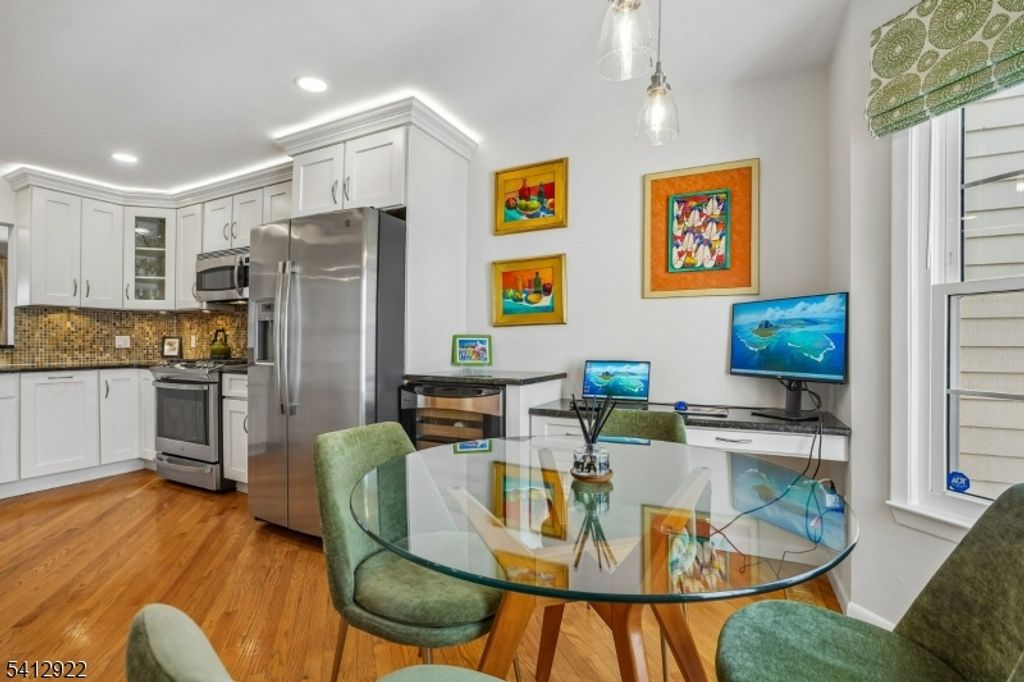 Image 13 of property listing at 247 Crescenzi Ct, West Orange Twp., NJ 07052