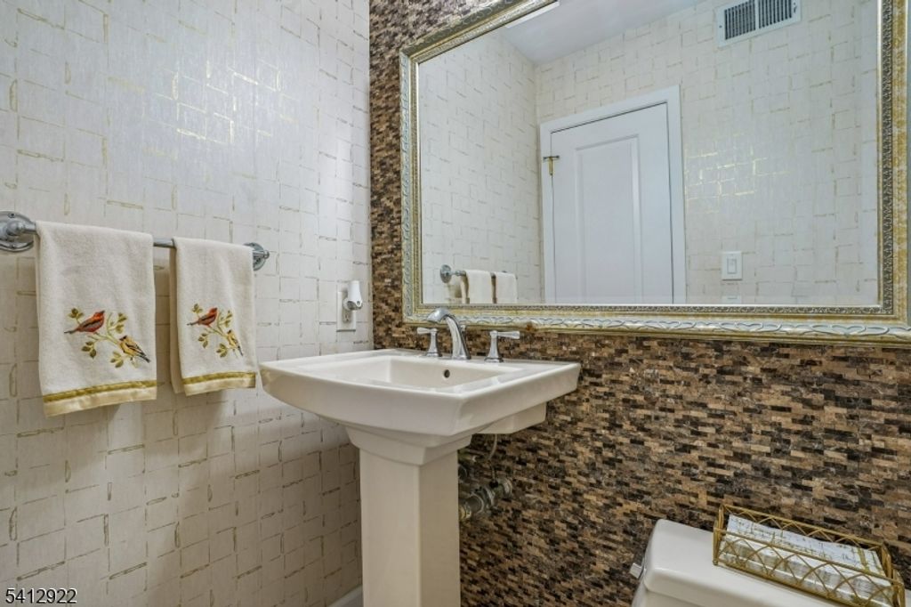 Image 21 of property listing at 247 Crescenzi Ct, West Orange Twp., NJ 07052