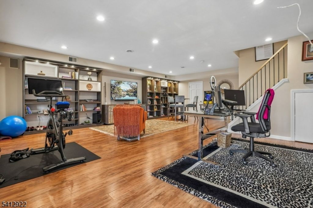 Image 34 of property listing at 247 Crescenzi Ct, West Orange Twp., NJ 07052