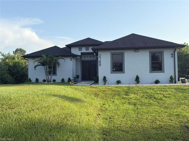 3789 35th AVE NE, Naples, FL 34120