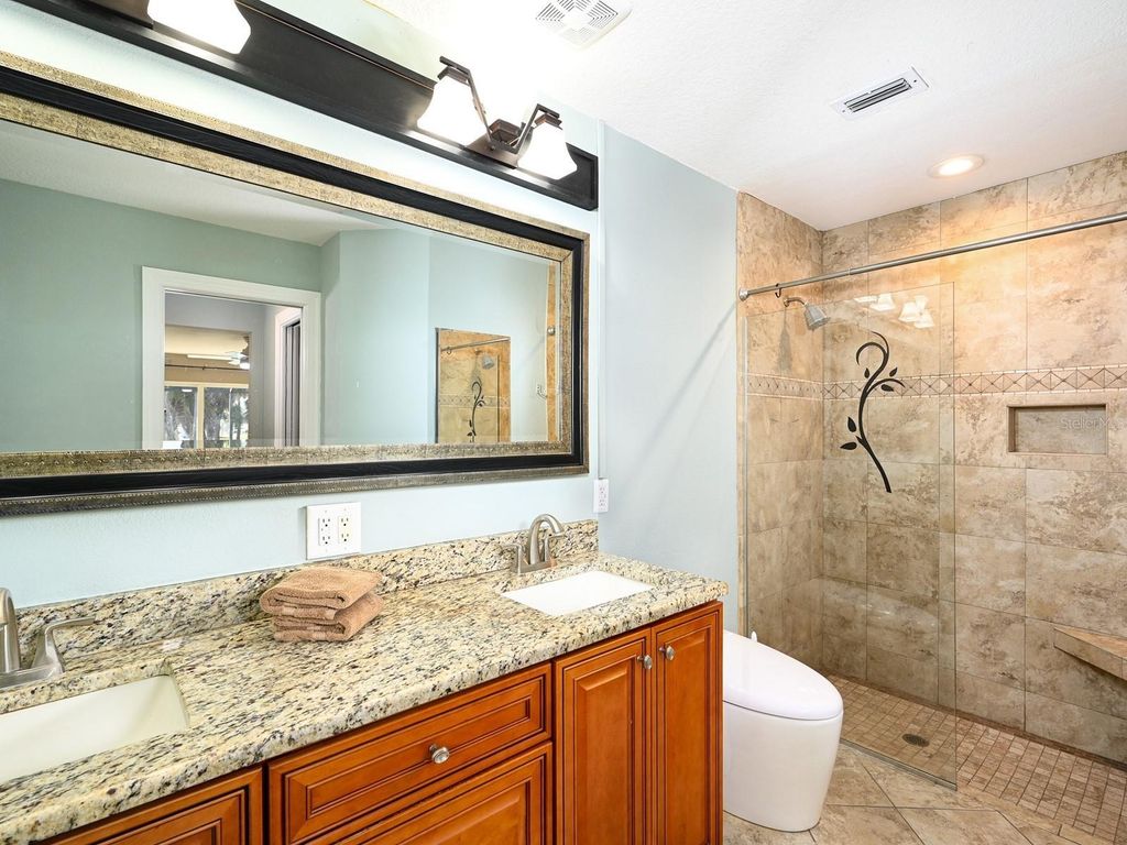 Image 17 of property listing at 2876 HARDEE DRIVE, Sarasota, FL 34231