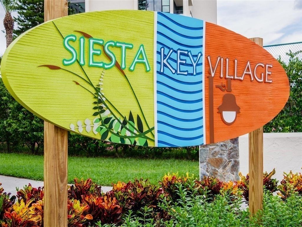 Image 69 of property listing at 2876 HARDEE DRIVE, Sarasota, FL 34231