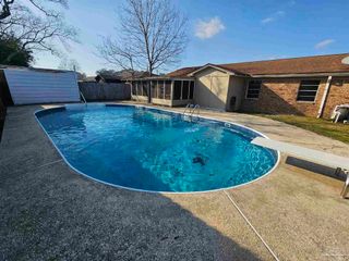 7109 Redondo Dr, Pensacola, FL 32526