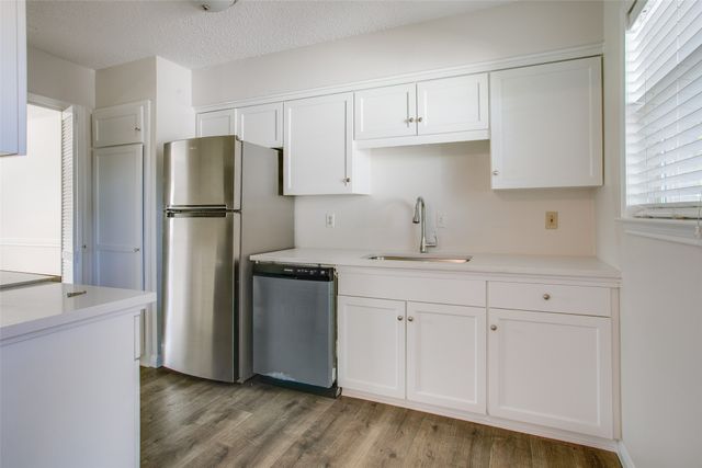 2020 Cap Rock Drive, Richardson, TX 75080