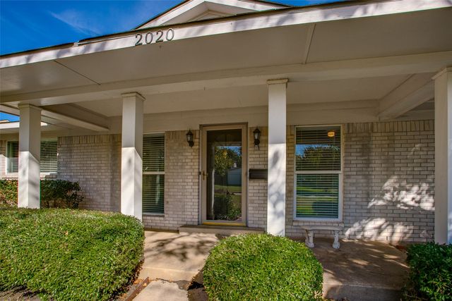 2020 Cap Rock Drive, Richardson, TX 75080