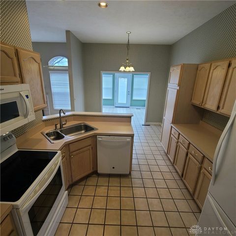 1364 Yankee Vineyards, Washington Twp, OH 45458