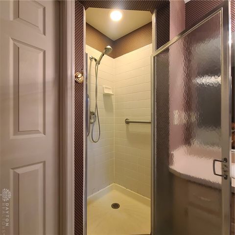 1364 Yankee Vineyards, Washington Twp, OH 45458