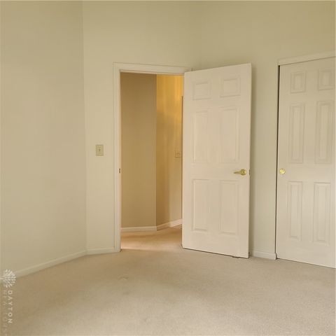 1364 Yankee Vineyards, Washington Twp, OH 45458