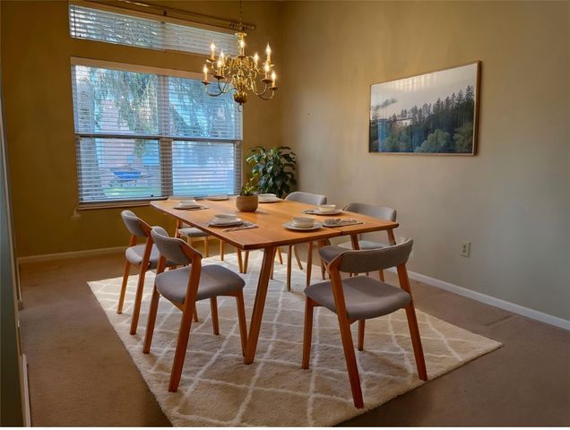 1364 Yankee Vineyards, Washington Twp, OH 45458