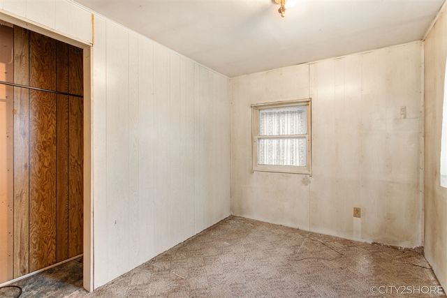 9905 52nd Ave, Allendale, MI 49401