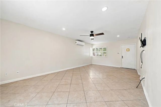 1354 S Maple, Escondido, CA 92025
