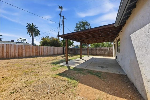1354 S Maple, Escondido, CA 92025