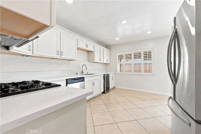 1354 S Maple, Escondido, CA 92025