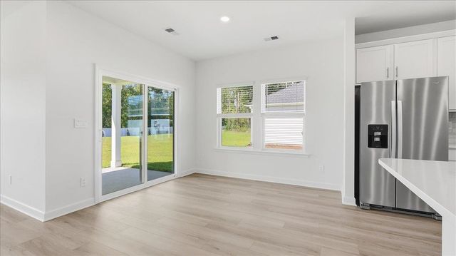 122 Jasmine Dr., Longs, SC 29568