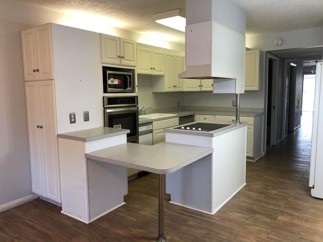 11640 NW 39TH Street 6, Coral Springs, FL 33065