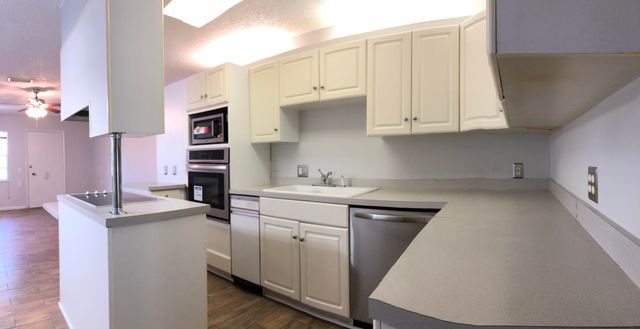 11640 NW 39TH Street 6, Coral Springs, FL 33065