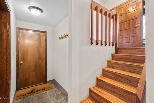 2586 Freedom Way, Medford, OR 97504