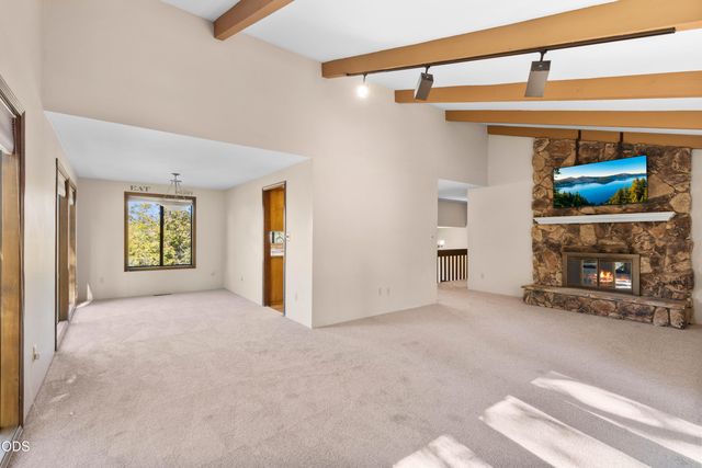 2586 Freedom Way, Medford, OR 97504
