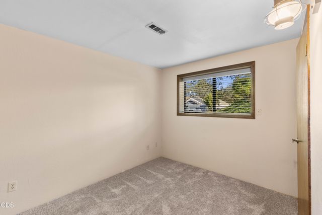 2586 Freedom Way, Medford, OR 97504