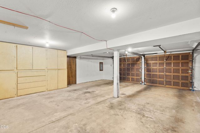 2586 Freedom Way, Medford, OR 97504