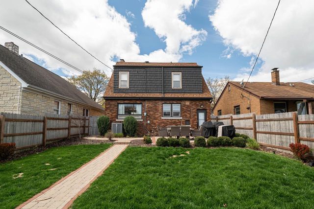 3052 S 46th STREET, Milwaukee, WI 53219