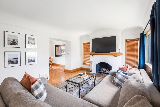 3052 S 46th STREET, Milwaukee, WI 53219