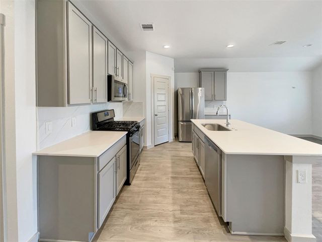 8107 Precious Passing Way, Rosharon, TX 77583