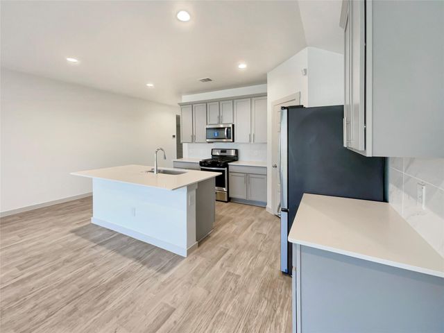 8107 Precious Passing Way, Rosharon, TX 77583