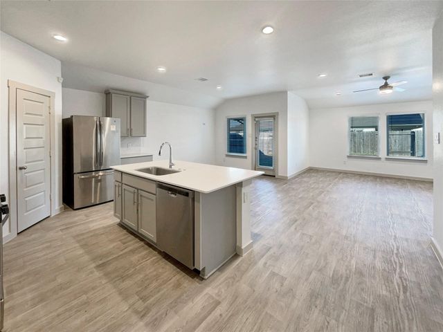 8107 Precious Passing Way, Rosharon, TX 77583