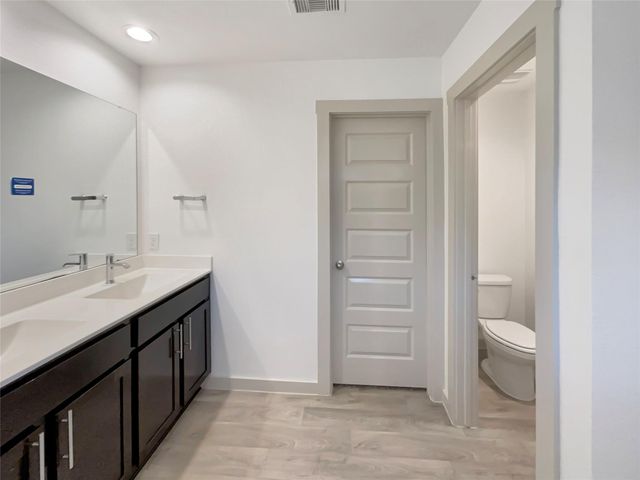 8107 Precious Passing Way, Rosharon, TX 77583