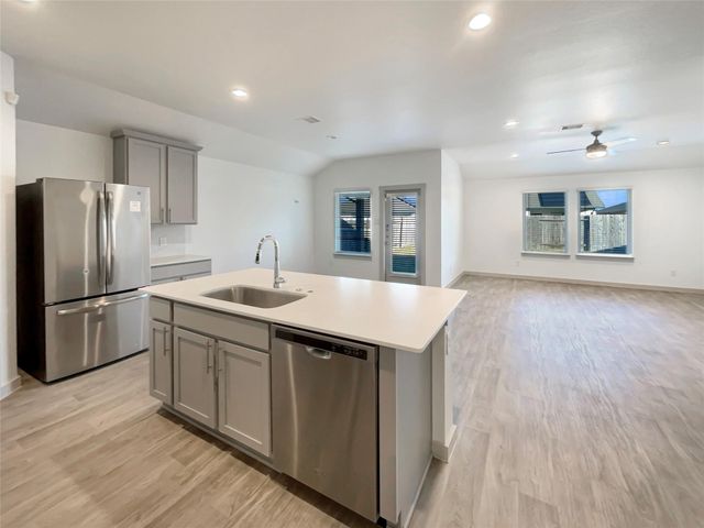 8107 Precious Passing Way, Rosharon, TX 77583