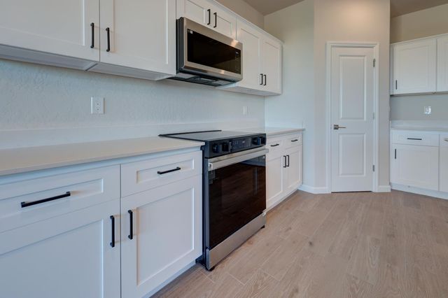 4152 N Tisha Avenue, Fresno, CA 93723