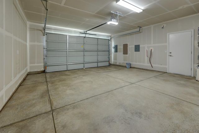 4152 N Tisha Avenue, Fresno, CA 93723