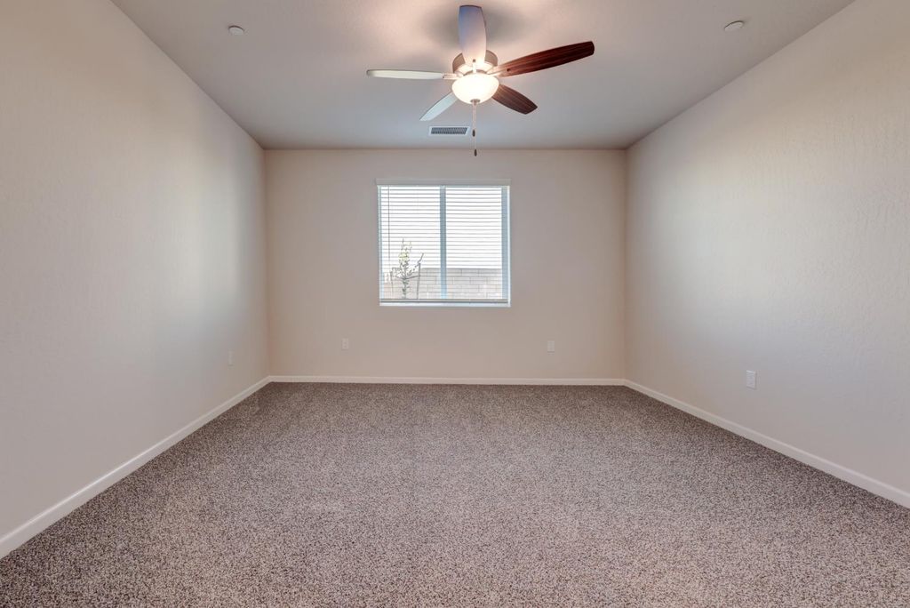 Image 19 of property listing at 4152 N Tisha Avenue, Fresno, CA 93723