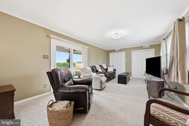 16913 FAIRVIEW RD, Hagerstown, MD 21740