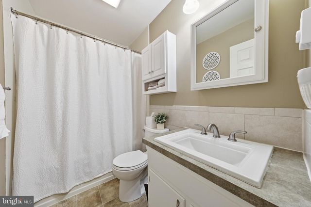 16913 FAIRVIEW RD, Hagerstown, MD 21740