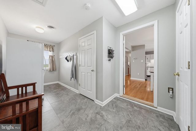 16913 FAIRVIEW RD, Hagerstown, MD 21740