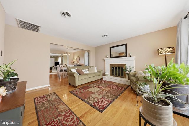16913 FAIRVIEW RD, Hagerstown, MD 21740